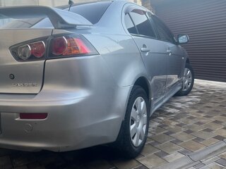 2010 Mitsubishi Lancer X, серебристый, 660000 рублей, вид 2