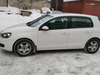 2010 Volkswagen Golf VI, белый, 800000 рублей, вид 3