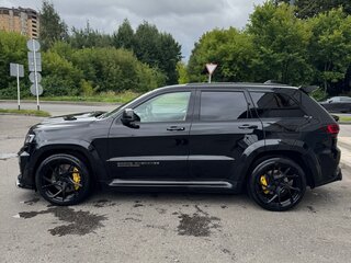 2019 Jeep Grand Cherokee Trackhawk IV (WK2) Рестайлинг, чёрный, 9900000 рублей, вид 4