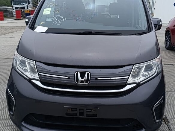 2016 Honda Stepwgn V, серый, 1800000 рублей