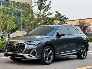 2023 Audi Q3 35 TFSI II (F3), чёрный, 1850285 рублей, вид 1
