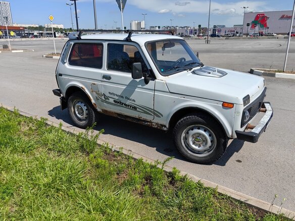 2003 Lada (ВАЗ) 2121 (4x4) I Рестайлинг, белый, 230000 рублей - вид 8