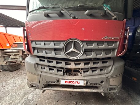 2021 Mercedes-Benz Arocs, красный, 7234000 рублей, вид 2