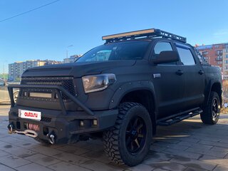 2015 Toyota Tundra CrewMax II Рестайлинг, чёрный, 5200000 рублей, вид 3