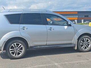 2008 Mitsubishi Outlander II, серебристый, 520000 рублей, вид 4