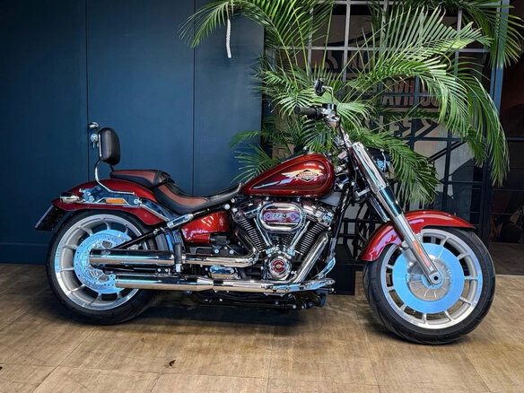 2023 Harley-Davidson Fat Boy, пурпурный, 3550000 рублей - вид 7