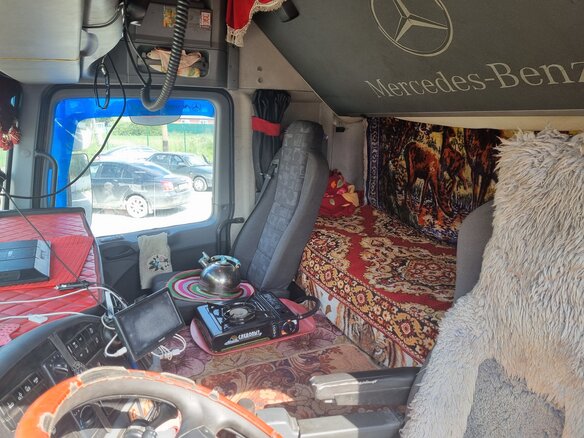 2007 Mercedes-Benz Actros, красный, 3200000 рублей - вид 7