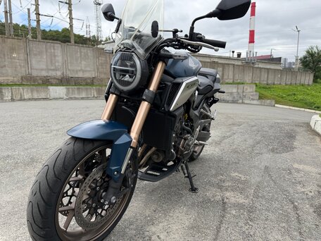 2022 Honda CB 650R, синий, 660000 рублей, вид 5