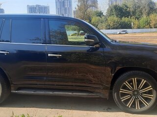 2018 Lexus LX 570 III Рестайлинг 2, чёрный, 8400000 рублей, вид 4