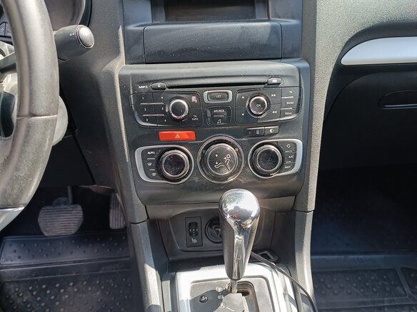 2013 Citroen C4 II, чёрный, 790000 рублей - вид 6