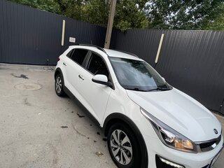 2020 Kia Rio X IV Рестайлинг, белый, 1650000 рублей, вид 2