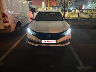 2019 Honda Civic X, белый, 1750000 рублей, вид 2
