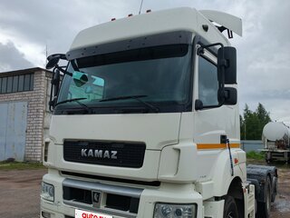 2021 КамАЗ 65209, белый, 3700000 рублей, вид 2