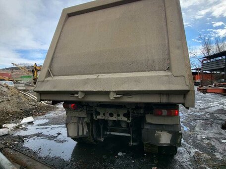 2020 Mercedes-Benz Arocs, красный, 7004000 рублей, вид 3