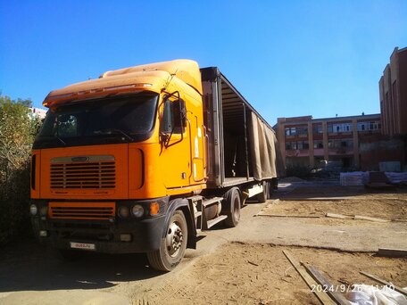 2003 Freightliner Argosy, оранжевый, 1100000 рублей, вид 2