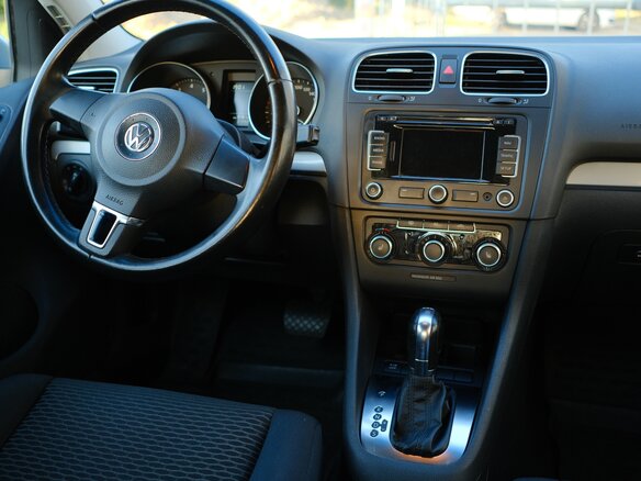 2012 Volkswagen Golf VI, серебристый, 705000 рублей - вид 22
