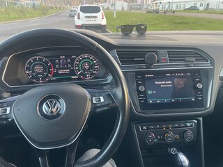 2017 Volkswagen Tiguan II, белый, 2630000 рублей, вид 2