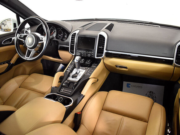 2015 Porsche Cayenne Diesel II Рестайлинг (958), белый - вид 6