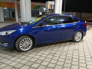 2016 Ford Focus III Рестайлинг, синий, 850000 рублей, вид 5