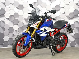 2024 BMW G 310 R, синий, 497000 рублей, вид 2