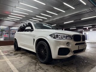 2018 BMW X5 30d III (F15), белый, 4100000 рублей, вид 2