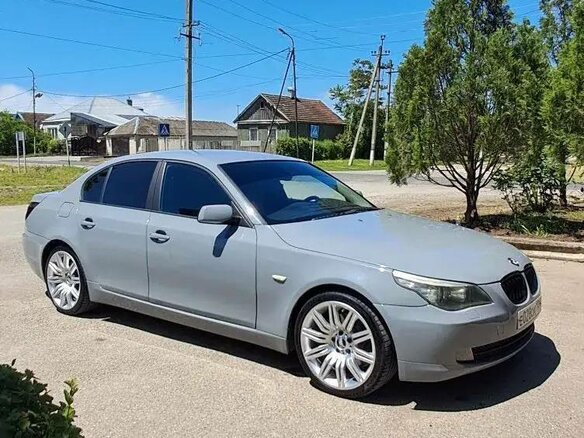 2008 BMW 5 серии 520d V (E60/E61) Рестайлинг, серый, 1200000 рублей - вид 3