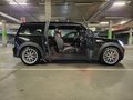2009 Mini Clubman John Cooper Works I, чёрный - вид 2