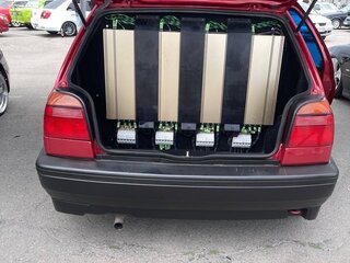 1993 Volkswagen Golf III, красный, 750000 рублей, вид 4