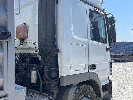2008 Mercedes-Benz Actros, белый, 4100000 рублей, вид 3