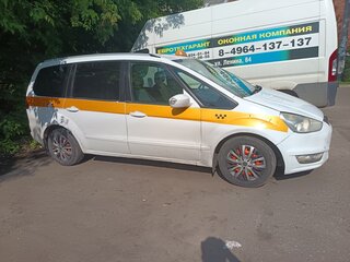 2014 Ford Galaxy II Рестайлинг, белый, 625000 рублей, вид 4