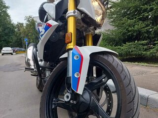 2018 BMW G 310 R, белый, 405000 рублей, вид 3