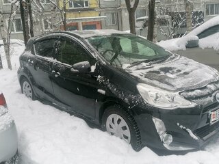 2015 Toyota Aqua I Рестайлинг, чёрный, 1175000 рублей, вид 2