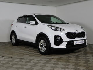 2019 Kia Sportage IV Рестайлинг, белый, 1999990 рублей, вид 3