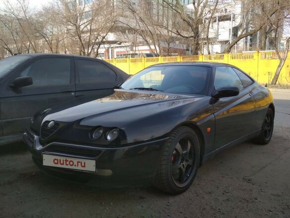 1995 Alfa Romeo GTV, чёрный
