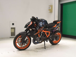 2022 KTM 1290 Super Duke R, оранжевый, 1500000 рублей, вид 4