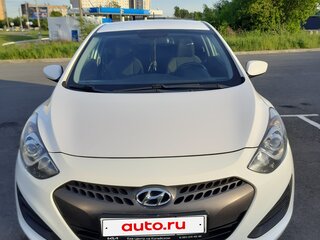 2013 Hyundai i30 II, белый, 830000 рублей, вид 2