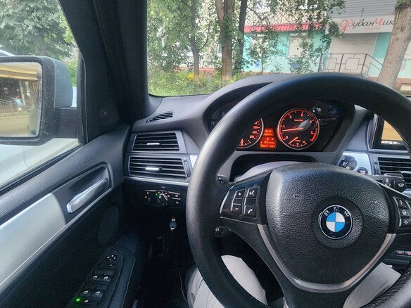 2007 BMW X5 3.0d II (E70), серый, 1800000 рублей - вид 13