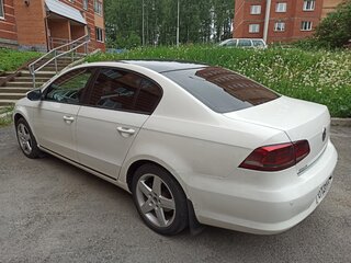 2011 Volkswagen Passat B7, белый, 990000 рублей, вид 4