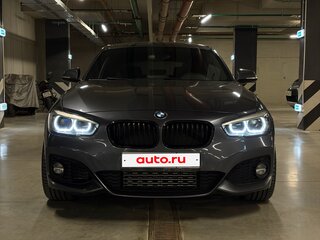 2018 BMW 1 серии 118i II (F20/F21) Рестайлинг 2, серый, 2175000 рублей, вид 2