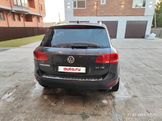 2012 Volkswagen Touareg II, серый, 1700000 рублей, вид 4