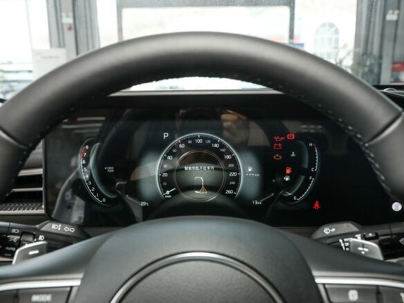 2025 Kia K5 III, белый, 3165000 рублей - вид 19