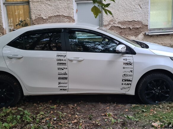 2013 Toyota Corolla XI (E160, E170, E180), белый, 900000 рублей - вид 18