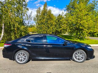 2019 Toyota Camry VIII (XV70), чёрный, 2925000 рублей, вид 5