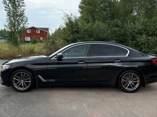 2017 BMW 5 серии 520d VII (G30/G31/G38), чёрный, 2750000 рублей, вид 2