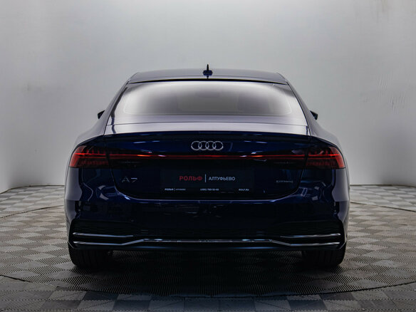 2021 Audi A7 45 TFSI II (4K), синий - вид 3