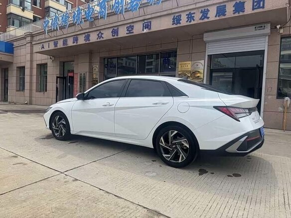 2023 Hyundai Elantra N Line VII (CN7) Рестайлинг, белый - вид 7