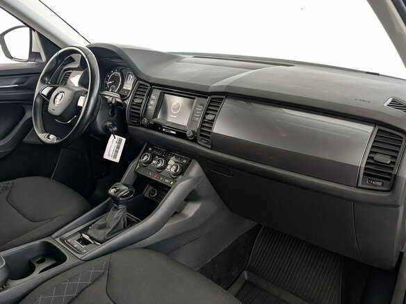 2021 Skoda Kodiaq I, белый, 2390000 рублей - вид 10