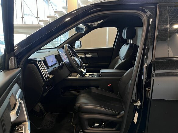 2024 Jaecoo J7 I, чёрный, 2150000 рублей - вид 13