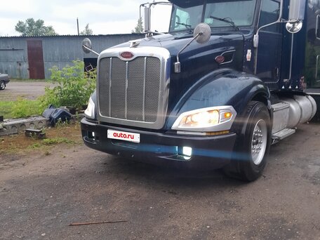 2008 Peterbilt 386, синий, 4200000 рублей, вид 4