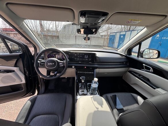 2022 Kia Carnival IV, чёрный, 5150000 рублей - вид 10